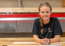 <b>Elena Furrer</b> <br>Lernende</a>